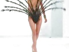 털이 패션쇼