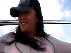 험악한 아시아옵니다 그녀의 노