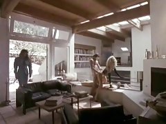 섹시한 환자는 Threesome 에서 마스크를 위한 부부