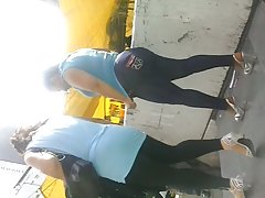 메가 nalgotas maduras en el 지하철 ii
