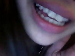 2 섹시한 낭비는 젊은 아시아 소녀 흔들 왔