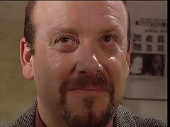 큰 가슴 아름다움 망에서 감옥