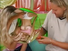 작은 장난 꾸 러 기