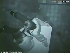 스트리트 코너에서는 야외 성