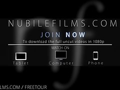 Nubile 영화-bigtit 베이 홀리 마이클 배고프다 닭