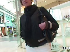 돈을 위해 독일 십 대 남성 화장실에 puplic 섹스