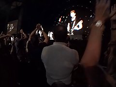 공공으로 입으로서 콘서트