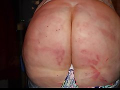 고통 스러운 whinging을 달아서