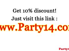 진짜 파티에서 공개 doggystyle 즐기는 유럽